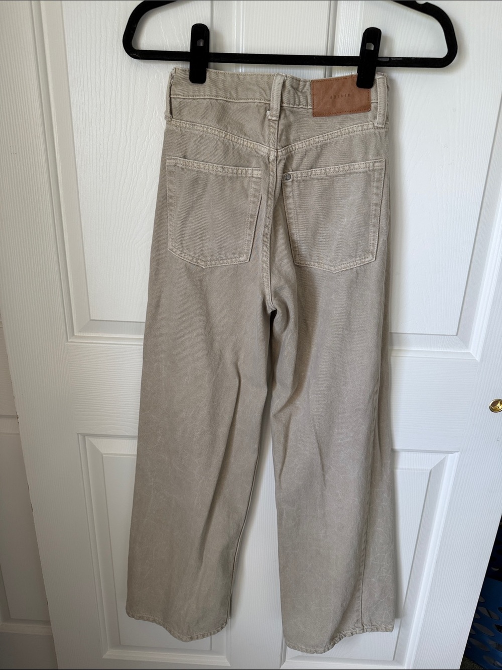 H&M Neutral Beige Wide-Leg Jeans - Picture 2 of 3